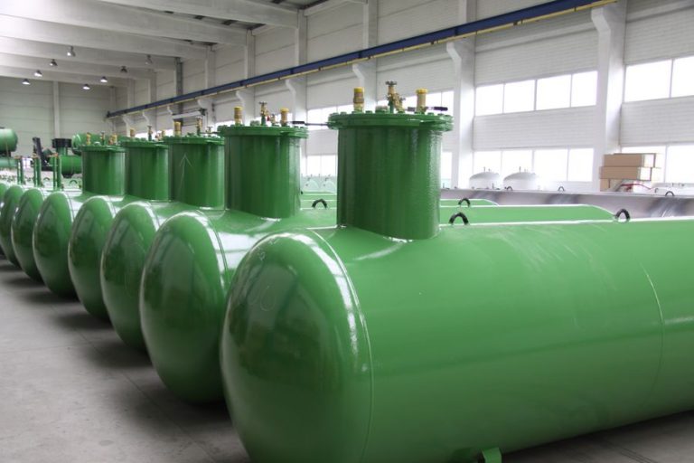 UNDERGROUND LPG STORAGE TANKS